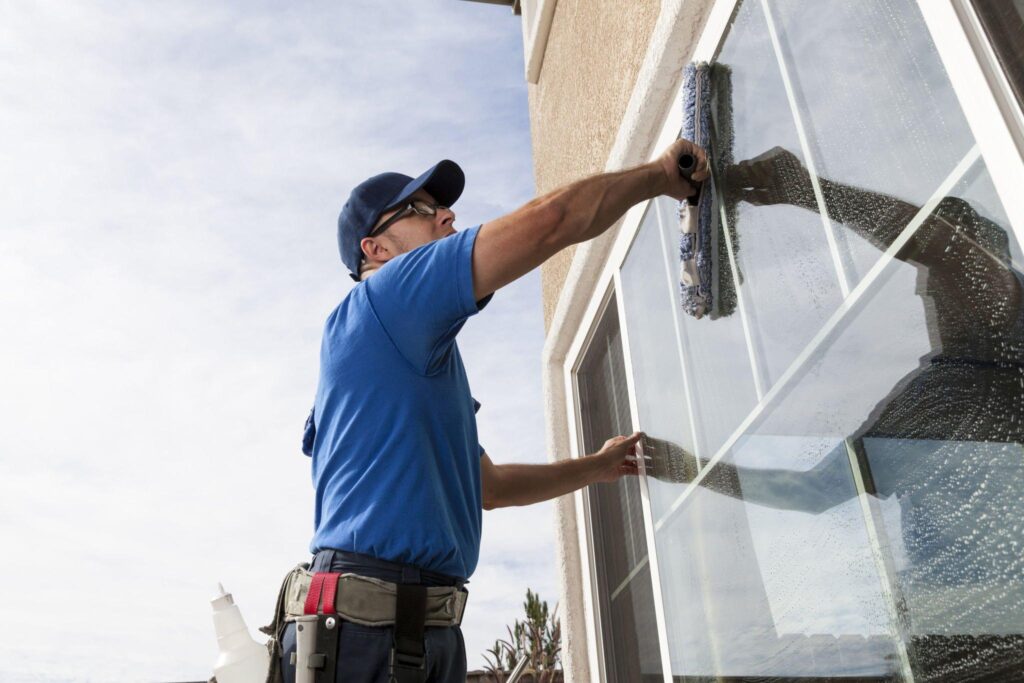 Fensterputzer Düsseldorf für Fensterreinigung und Glasreinigung